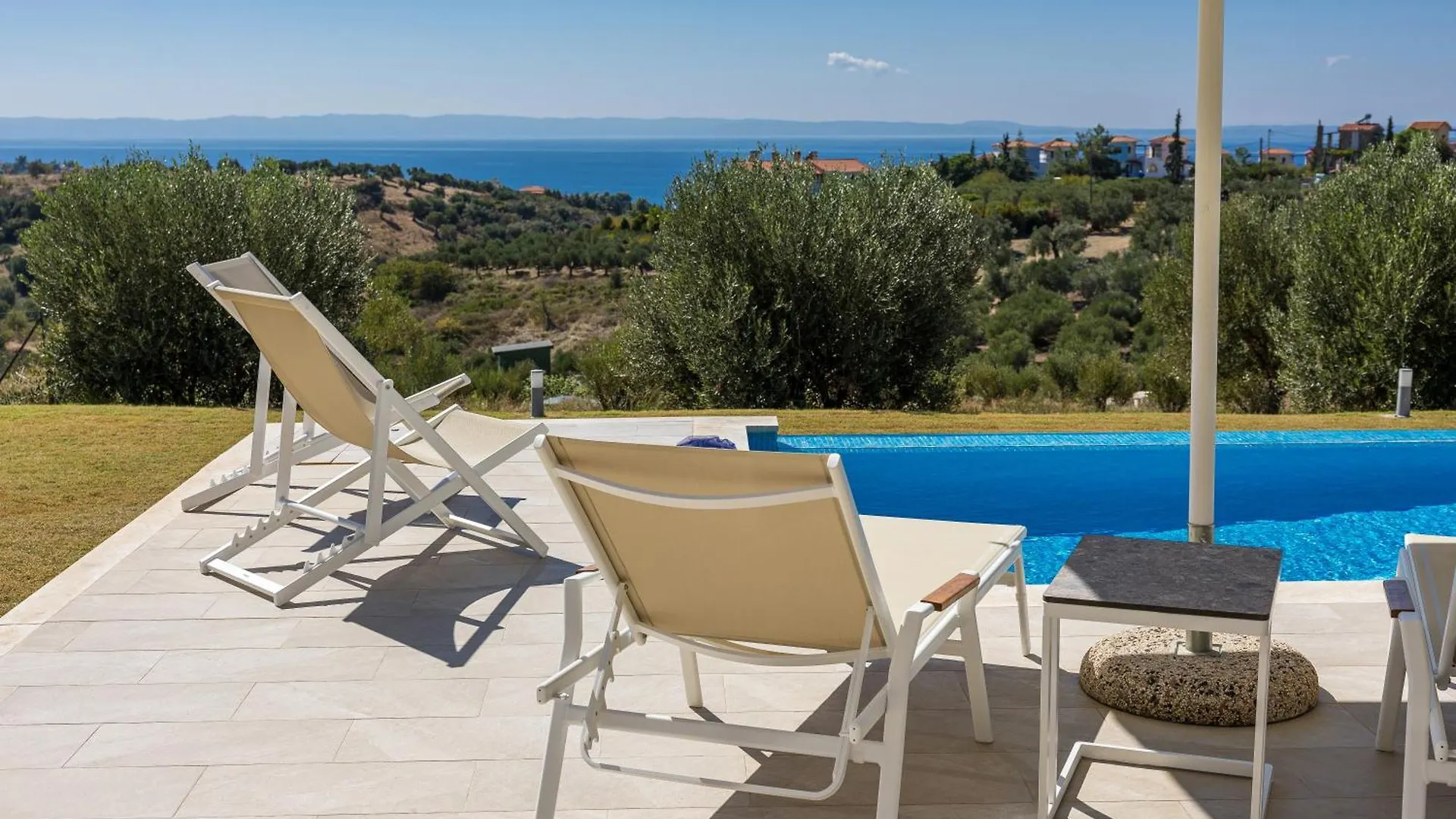 Nikiti Dream Villas