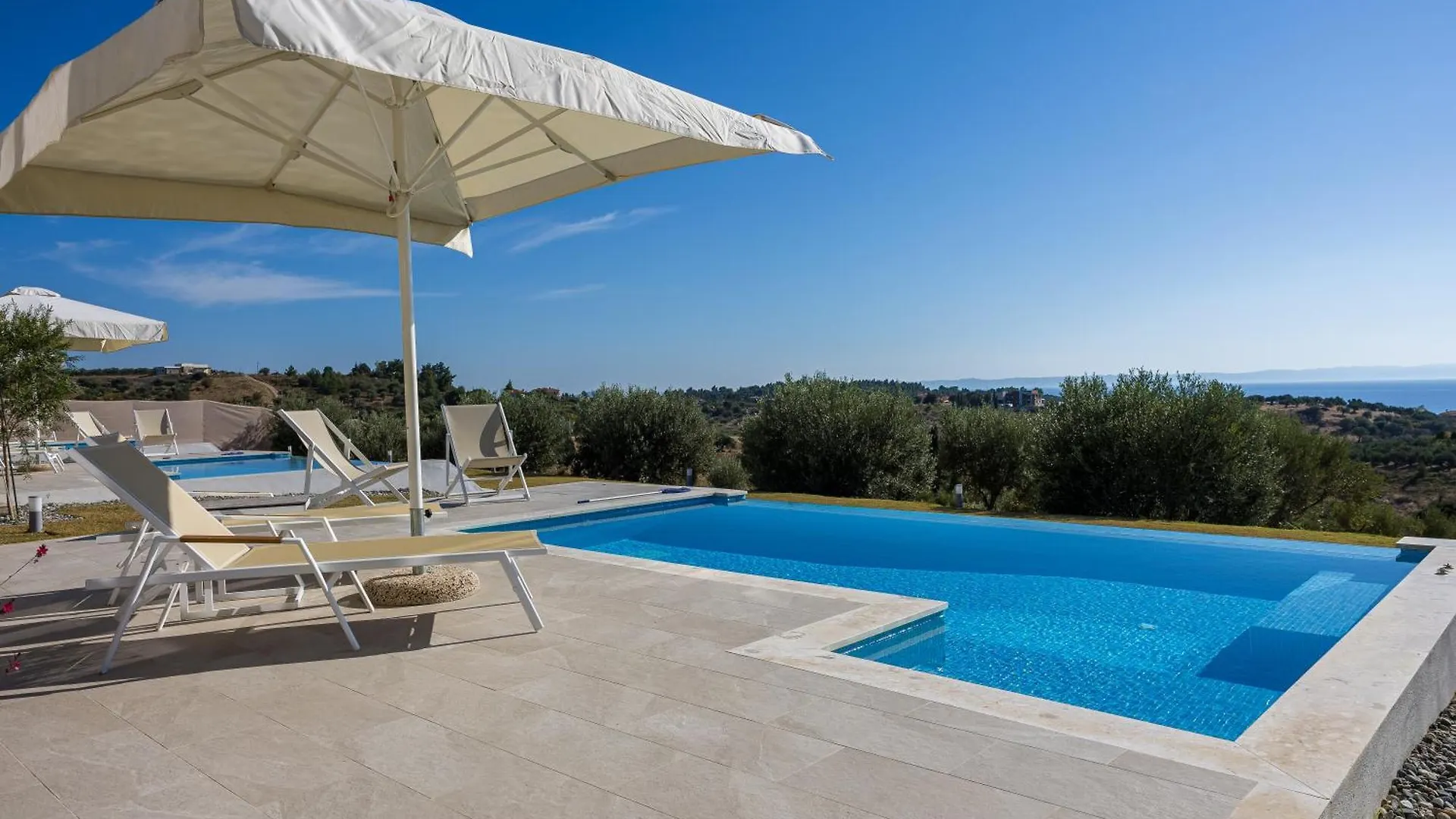 Nikiti Dream Villas